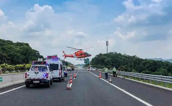 成都高速公路汽车救援案例